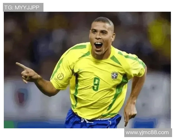 8号球衣的传奇足球明星们盘点与他们的辉煌成就解析 8号球衣的传奇足球明星们盘点与他们的辉煌成就解析