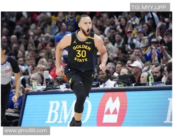 像库里一样闪耀的足球明星们如何在绿茵场上创造传奇与辉煌