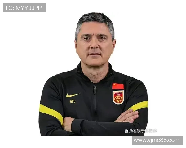 国足新任足球教练的挑战与机遇解析及未来发展展望 国足新任足球教练的挑战与机遇解析及未来发展展望